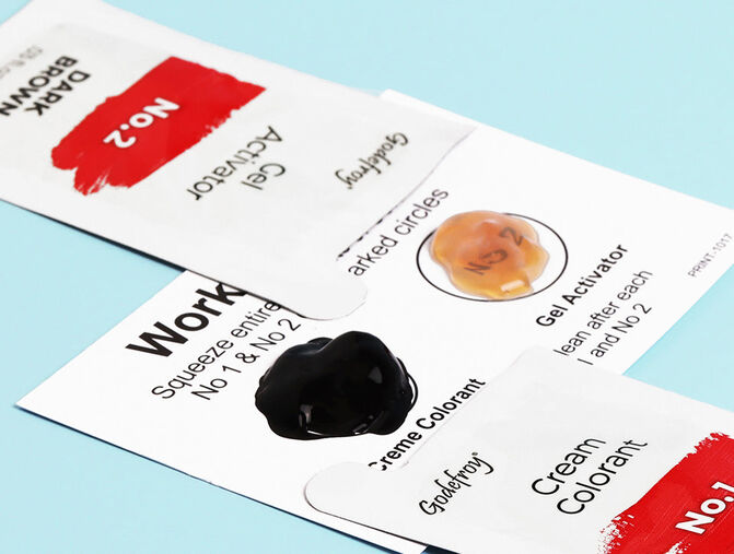 items included in eyebrow tint kit