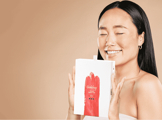 woman holding box instant eyebrow tint