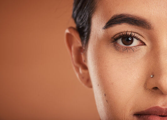 woman with dark brown eyebrow tint