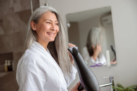 Gray Hair Confidence: Why Going Silver Is the New Power Move