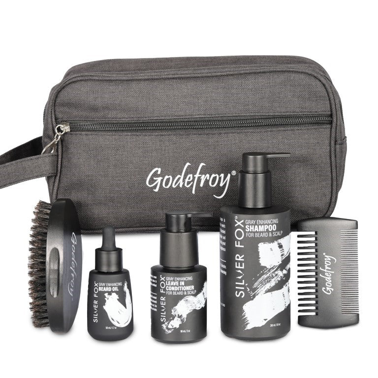 Complete silver fox set with bag and brush. 