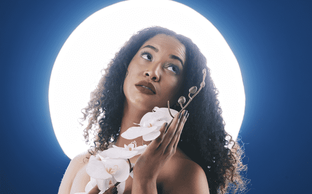 Social Media's Influence on Beauty Standards: A Historical Overview ...