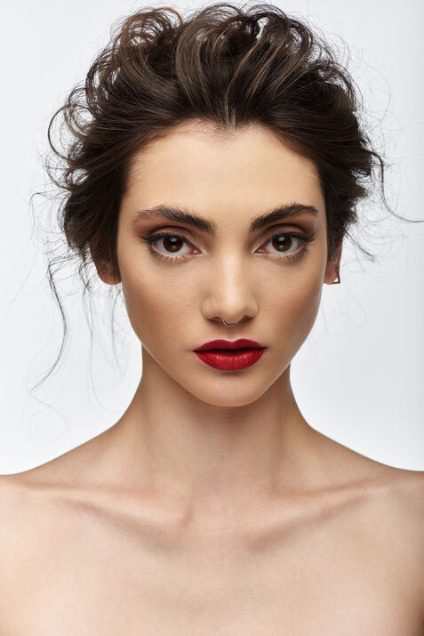 woman with bold red lip